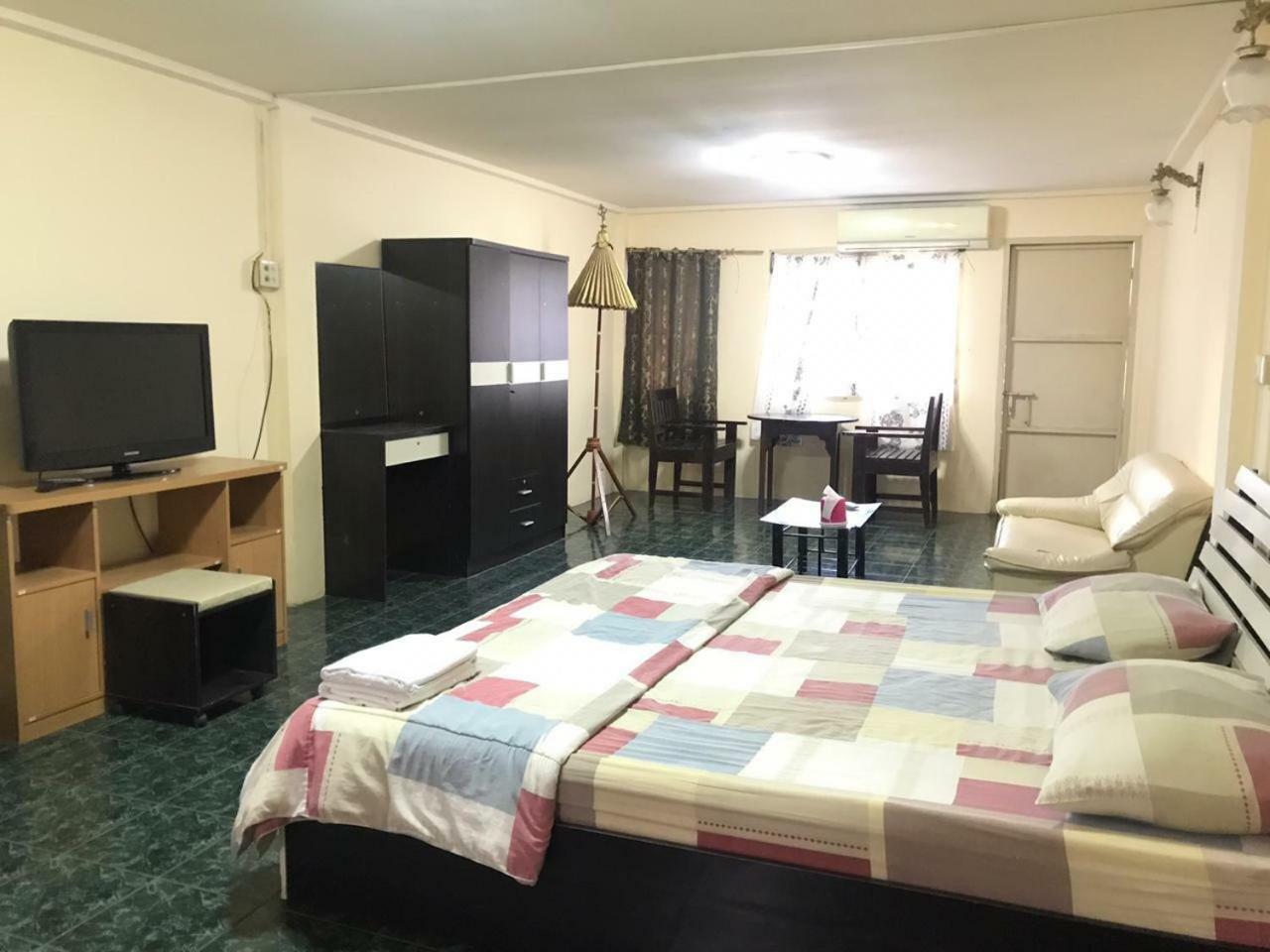 Encore Sea View Pattaya Dış mekan fotoğraf