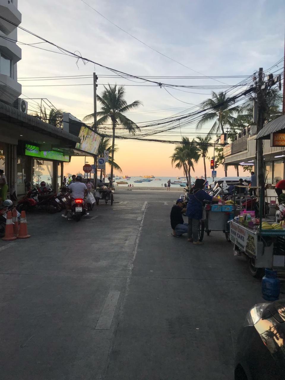 Encore Sea View Pattaya Dış mekan fotoğraf